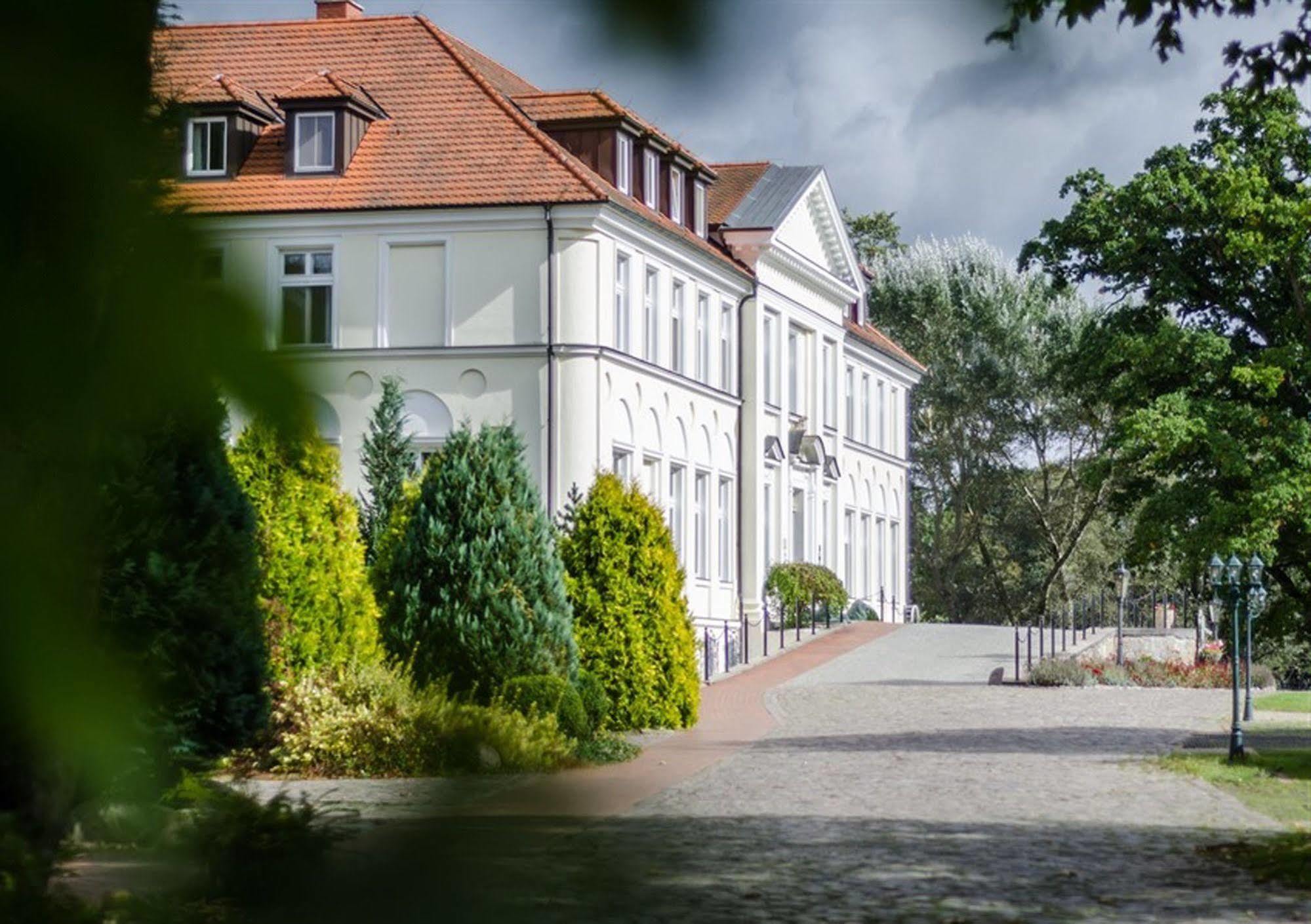 Seeschloss Schorssow エクステリア 写真