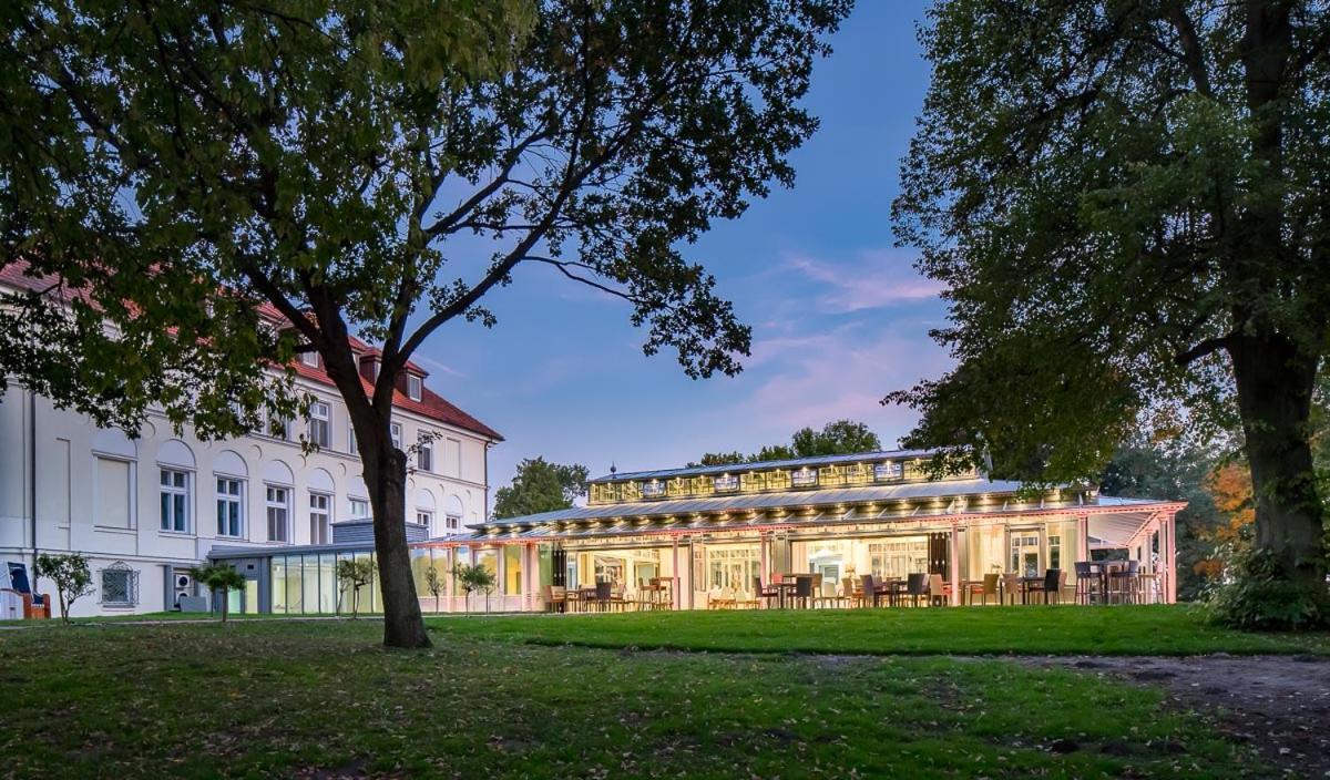 Seeschloss Schorssow エクステリア 写真